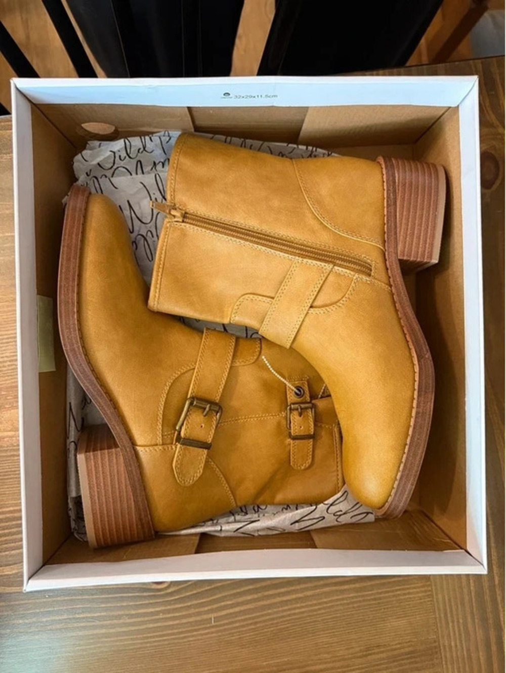Brand new Wild Pair banana moto boots - 7.5